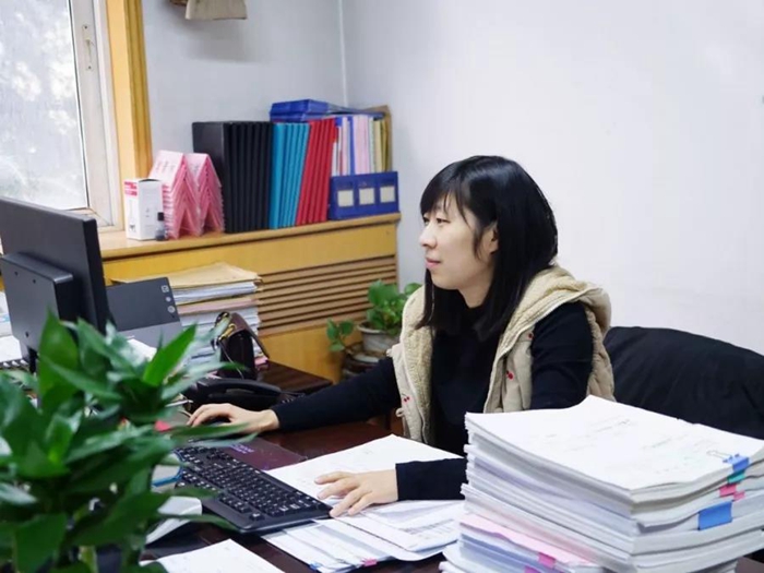 趙婷.jpg