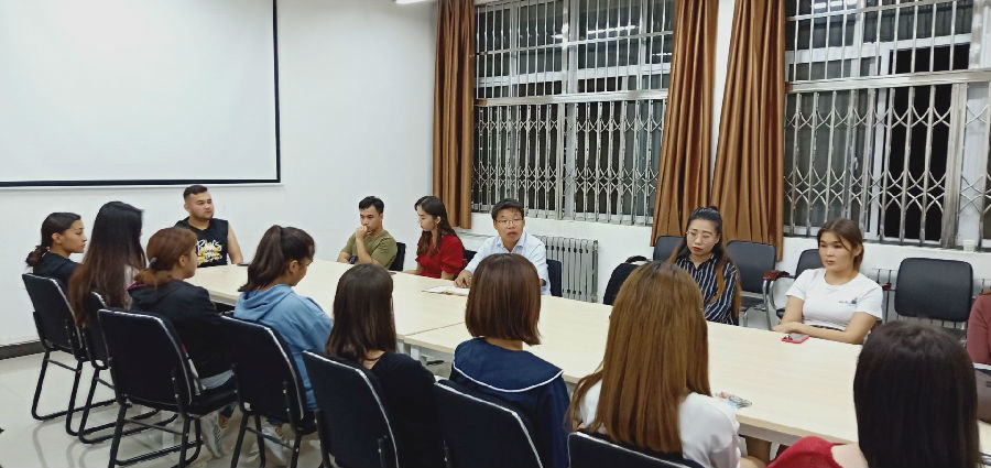 少敏民族學生座談會.jpg